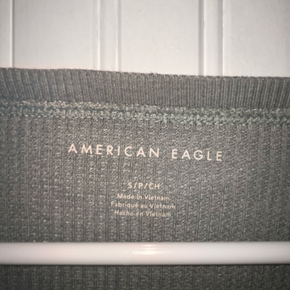 American eagle cropped long sleeve waffle top